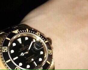 Cheri_Yan's tweet photo. นาฬิกา Rolex ที่แบคฮยอนใส่วันนี้ เป็นของขวัญวันคริสมาสต์2014 จากบ้าน PolarLight แฟนบอกว่าแบบเดียวกันกับที่ชานยอลใส่ https://t.co/KaQJsFOCWl