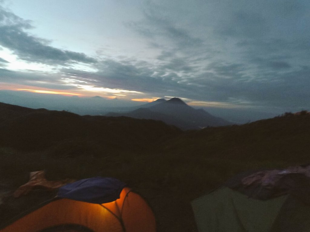 revenclawww's tweet photo. Indah kan? Apalagi kalo sama kamu. https://t.co/g6kNwIsN7i