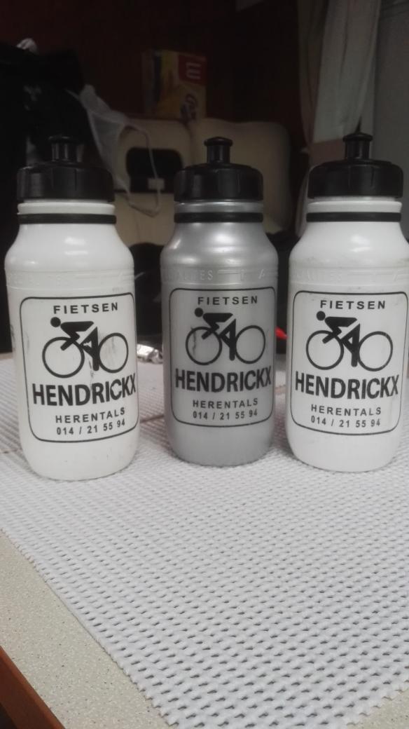 gvandonink's tweet photo. Drinks are ready! Bike is ready! Starting the preparation of myself! #mtb #henfi https://t.co/3EgAEyFVeZ