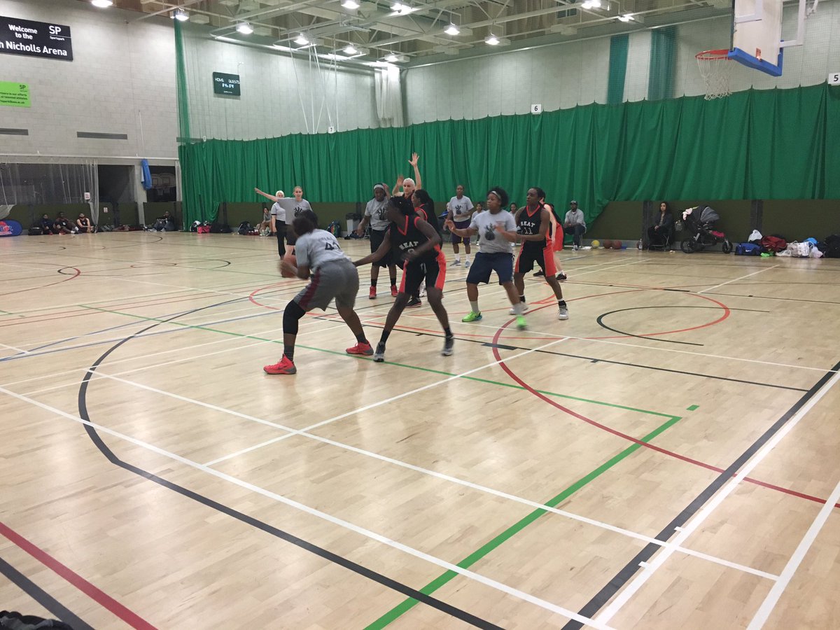 caisterballers's tweet photo. Women's Final - Triple Threat v Boydem https://t.co/4AJd7CWo8g