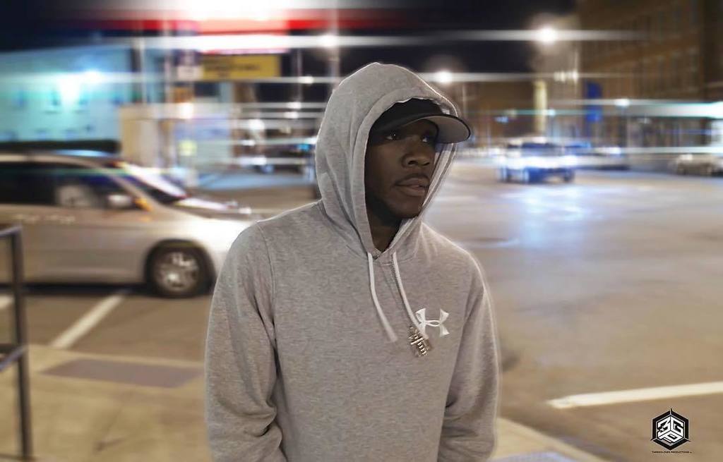 HowardGlover3's tweet photo. Video Still #gh4 #sigma #videostill #eriehiphop #eriepa #threegloves https://t.co/IpXHZMROKn https://t.co/kB1TkgUI9h