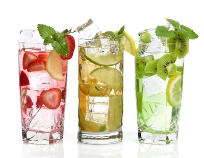 fruit infused water for weight loss. #nutrition #weightloss #dorothyroke ow.ly/10dDHz