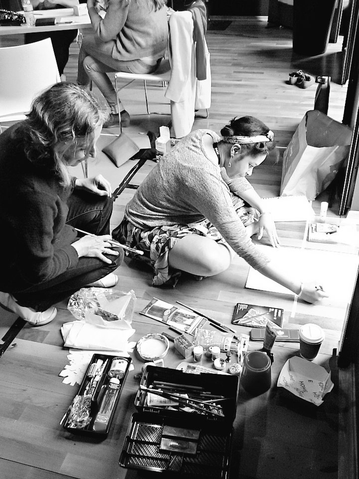 slaves4arts's tweet photo. Leanne cracks out multiple art materials as she dives into her contribution. https://t.co/IurWFtIxGg