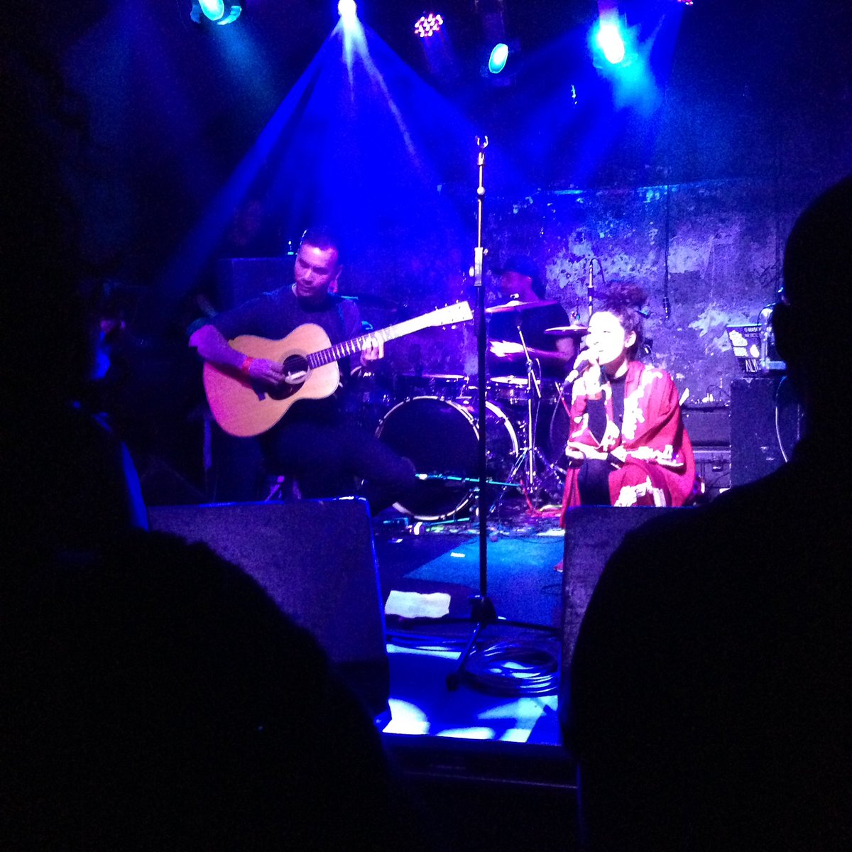 AnjaKempa's tweet photo. Beautiful acoustic vibes with the incredibly talented @CharlieLaffer &amp; @ALYUSHA_SINGS X https://t.co/M3aRmQ77bn