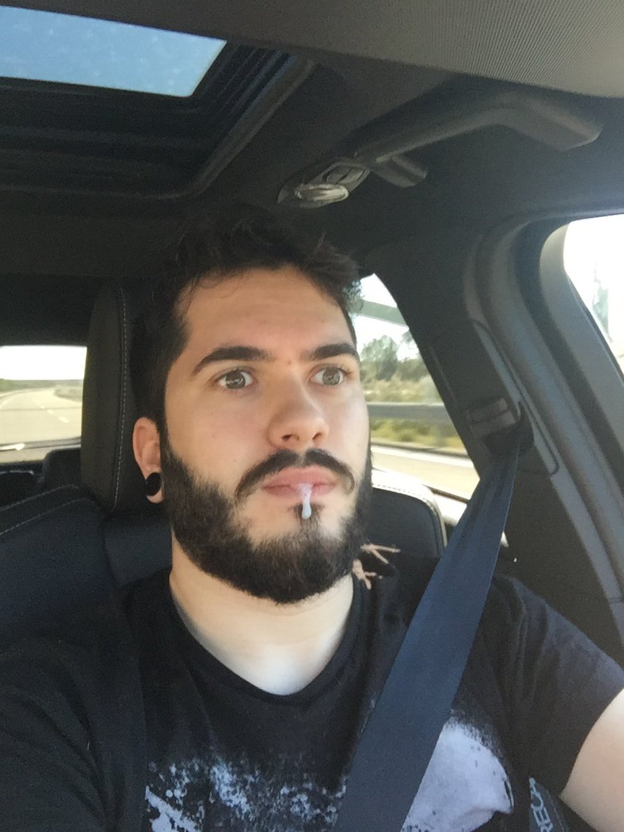 Wismichu's tweet photo. Rumbo Zaragoza #DiaMundialDeLaBabita https://t.co/85P9CSi9PC