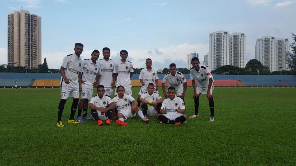 Football unites us! 
#MaudokoFC #TimorLeste