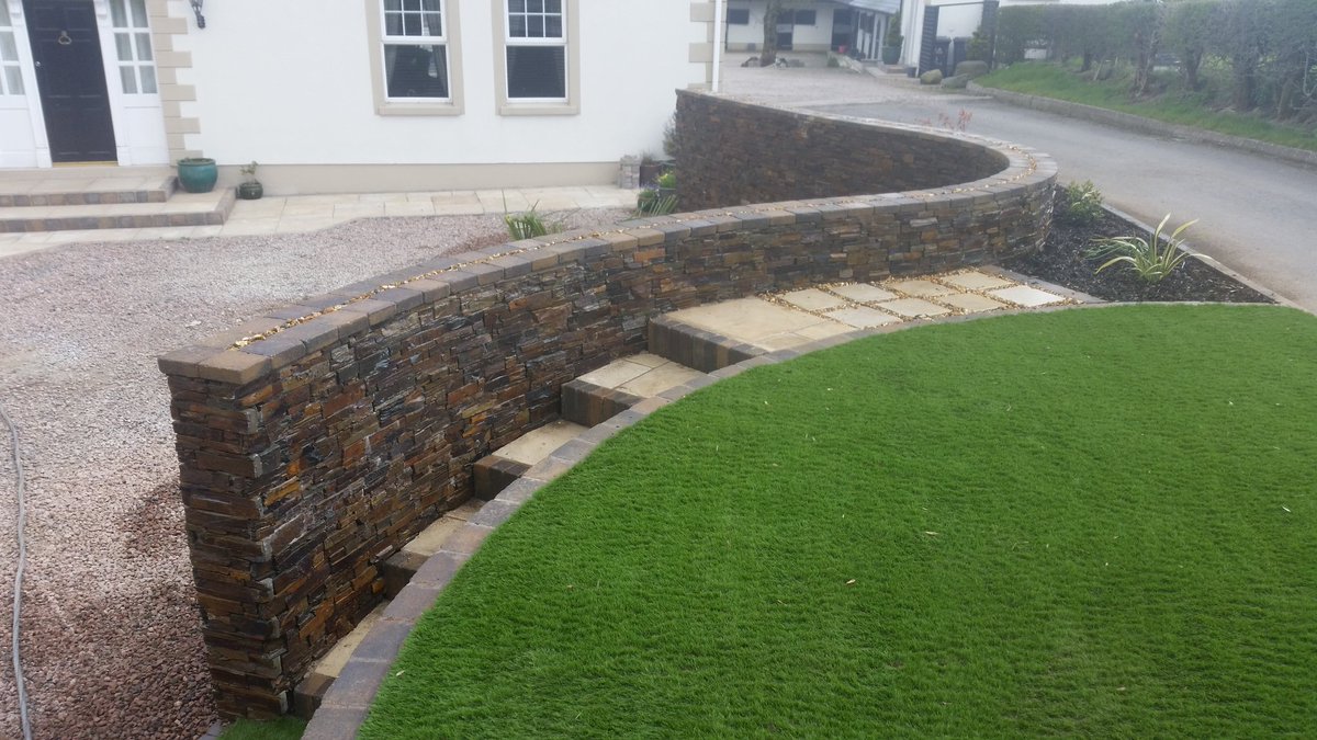 belfastpaving's tweet photo. Turning a grass bank into a usable garden space #zstone # patio #tobermore https://t.co/4z4l1ONUt4