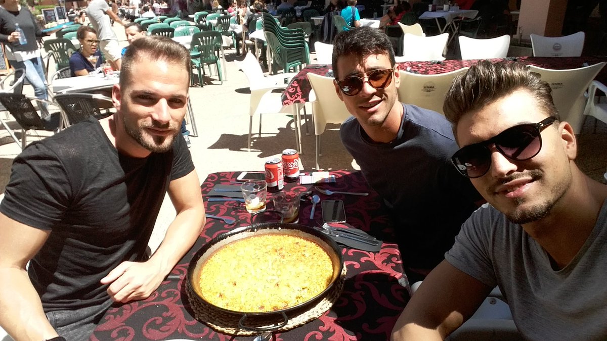 paellita valenciana.. casi nada😉 gracias chicos por vuestro  comportamiento Cracs!!! nos vemos pronto.