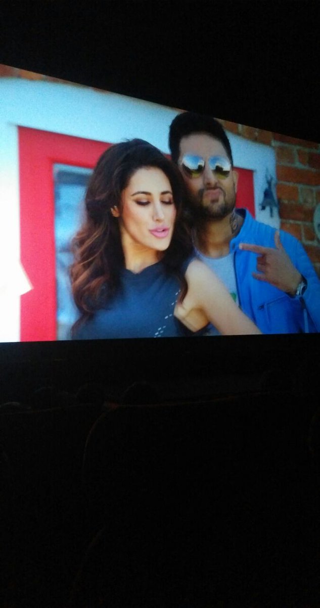 bombaytimes's tweet photo. A glimpse of the #Housefull3 song is here. RT if you love it! https://t.co/87Eyk2LjzF