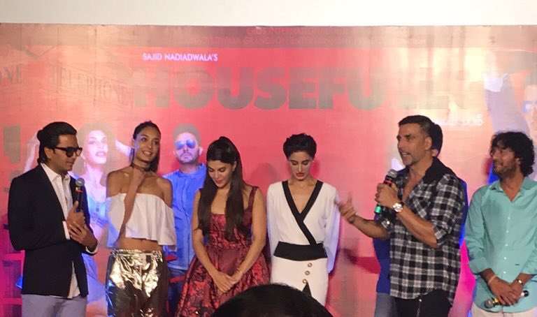 filmfare's tweet photo. Along with the trailer, team #Housefull3 launches their first song #PyaarKi. https://t.co/RGK8cm4bif