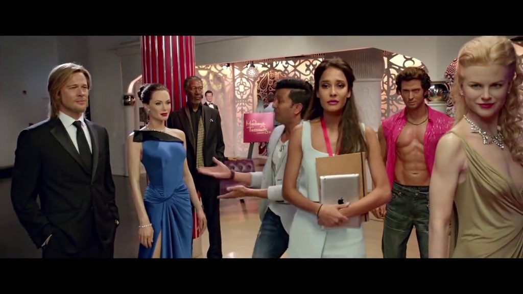 LisaHaydonFans's tweet photo. The Trailer Is Absolutely FANTABULOUS 🎉🎉🎉
FULL ON COMEDY 
FULL ON FUN! 
#Housefull3Trailer https://t.co/baNl5aUnpl