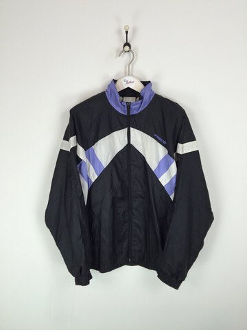 muirsworld's tweet image. #handmedows #shellsuits (my fault really) brown spongey #yfronts and sandshoes for gym #StuffYourParentsMadeYouWear