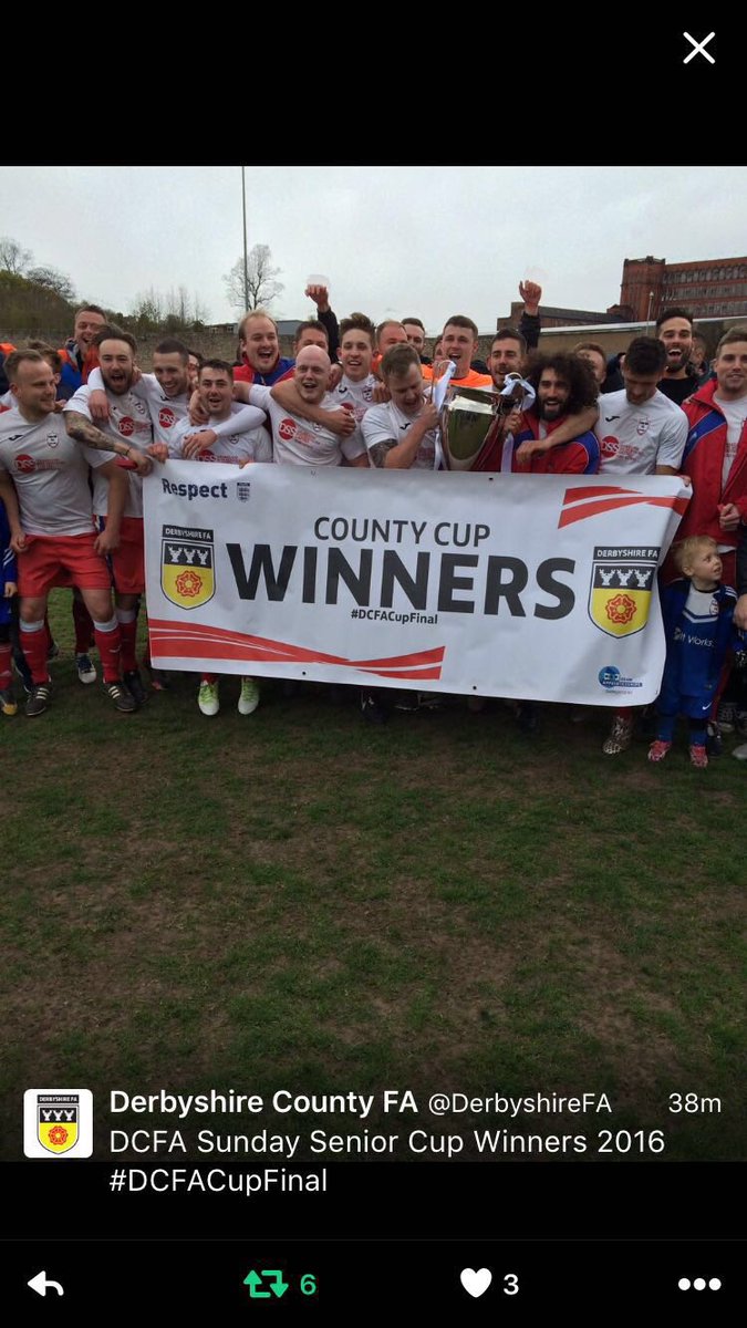 EdgeHillFC1's tweet photo. DERBYSHIRE CUP WINNERS ⚽️🏆🍻
We're all edge hill aren't we @Edgehill_FC https://t.co/phIIwlw5Ne