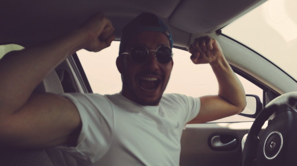 danicaballero90's tweet photo. No me lo creo !!!!
He conseguido aparcar el coche en Cádiz https://t.co/5h9bQqIMII