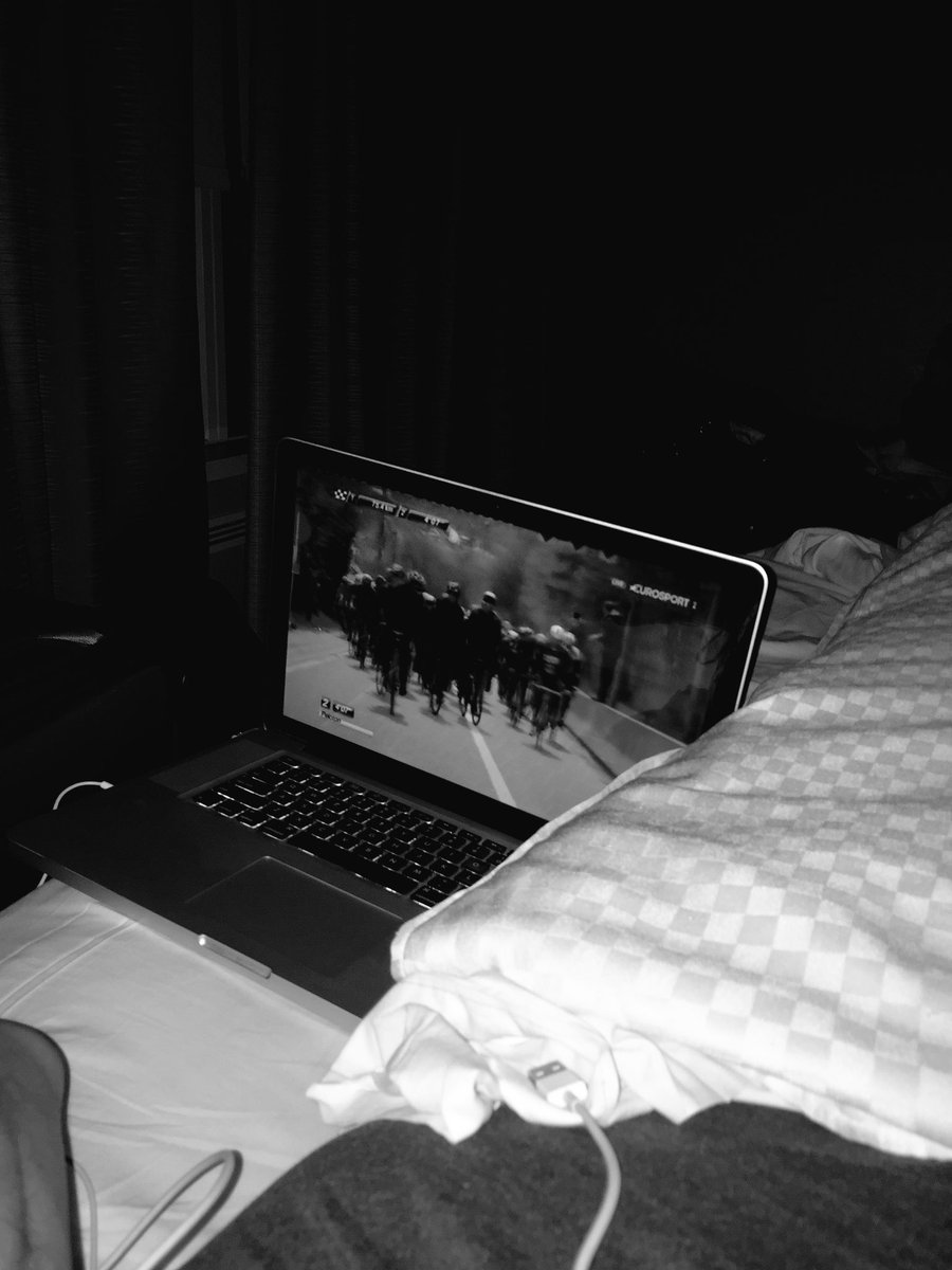 B_radBurnett's tweet photo. Business trips and Pro Cycling... Love Sunday's! #LBL #homeofcycling #CreditSense https://t.co/GCgmJMJL4k