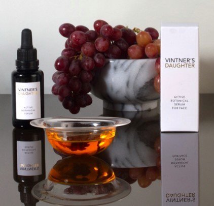 GetMeCharlie's tweet photo. Hello skin, we love you. 
#Skincare #GlowingSkin #GetMeCharlie #Beauty #Charlielife #Charliediaries https://t.co/yN2BgTSnlv