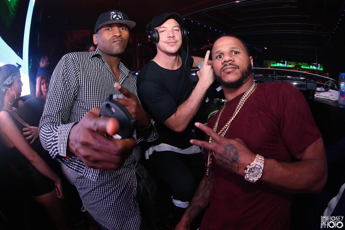 diplo's tweet photo. Summer already starting in vegas 🔧#ratchetivity @SurrenderVegas https://t.co/rYE6oXeDh1