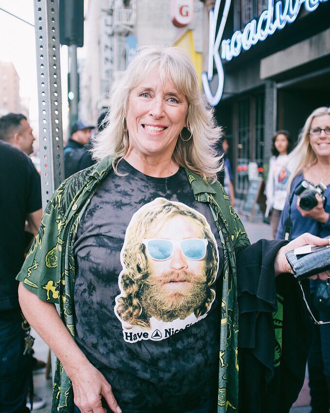 activerideshop's tweet image. Happy Mother's Day to all the rad skate mom's out there!
#activePro @brianhansen666's mom 💯 in this photo 😎