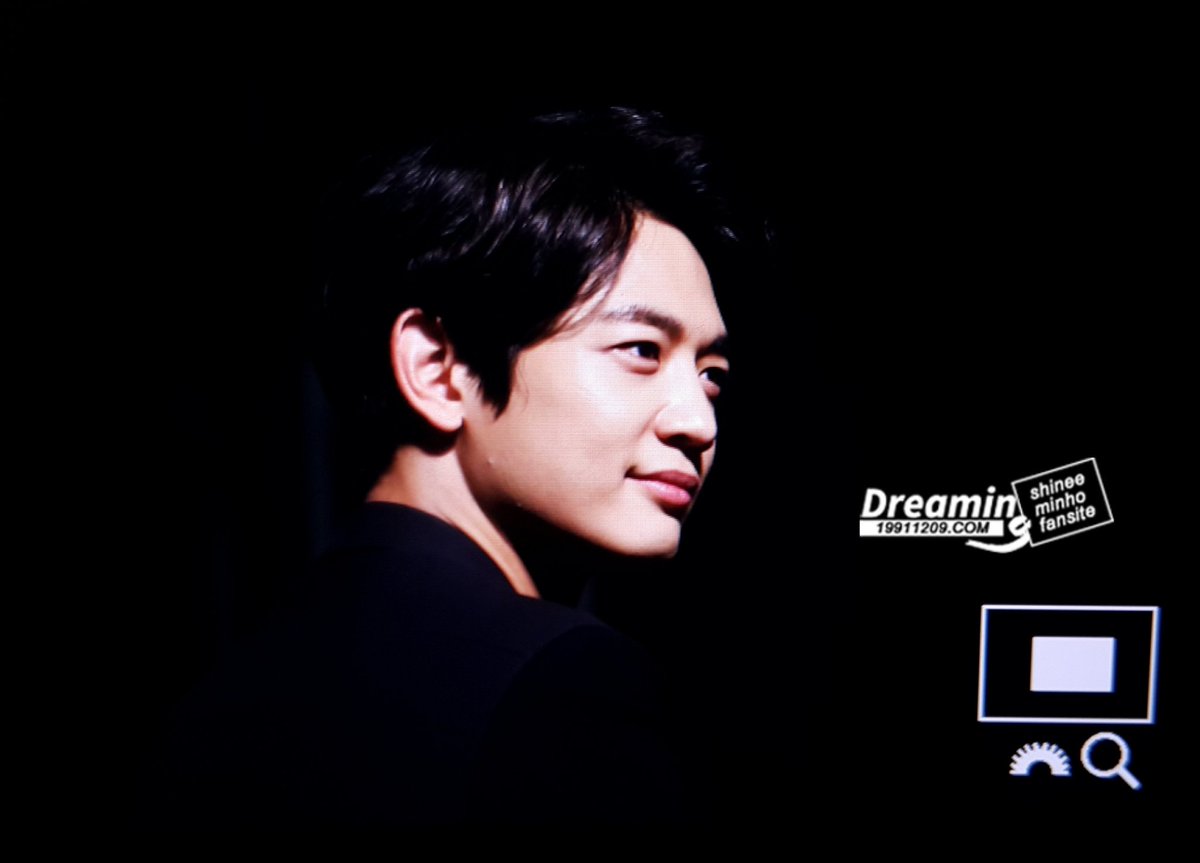 160508 Minho @ Fanmeeting en Chicago  Ch-2RWlWMAAvBNs