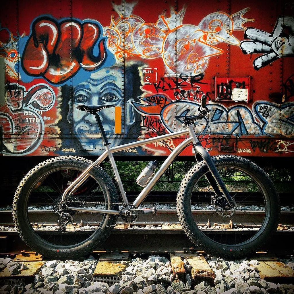 TuttoMTB's tweet photo. twinsix_brent / I saw different faces and different places. I gotta get back, girl, on the love train, oh!
#wolfmo… https://t.co/LRbSR8dOUL