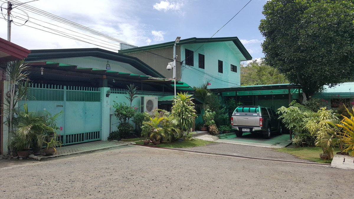 CNN Philippines on Twitter: "Stakeout outside Mayor ...