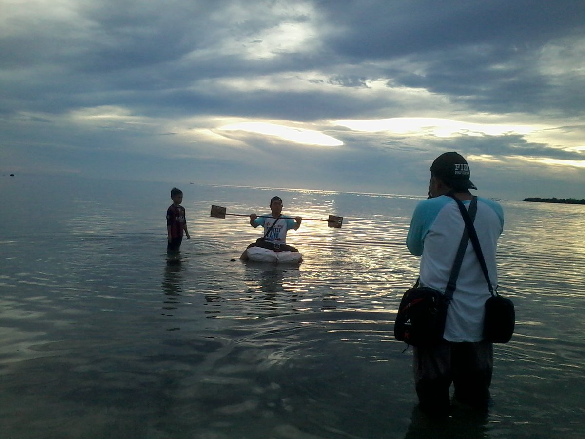 marilah ingat kepada sang Pencipta dengan selalu bersyukur atas apa yang telah diciptakandan disiapkan untuk kita