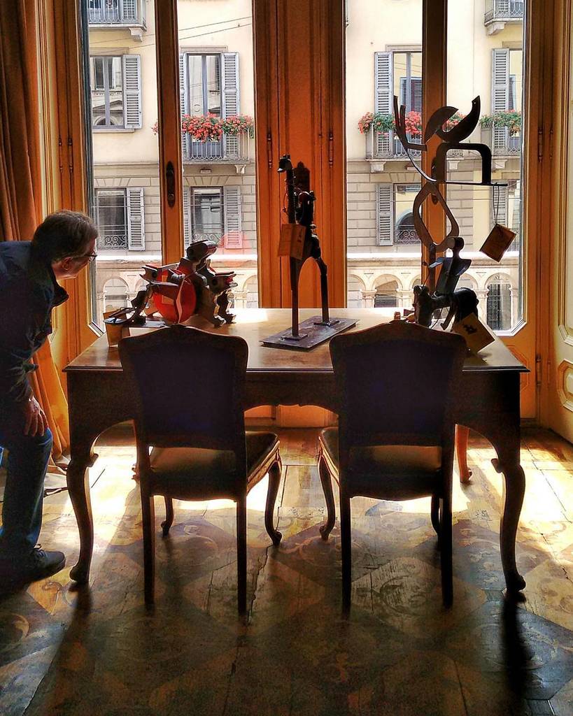 Milanodavedere's tweet photo. Curioso
#casarossi #openhousemilano #ohm2016 #corsomagenta #interiors #interiorstyling #interiordesign #apartment #… https://t.co/7SLl5sI9G1