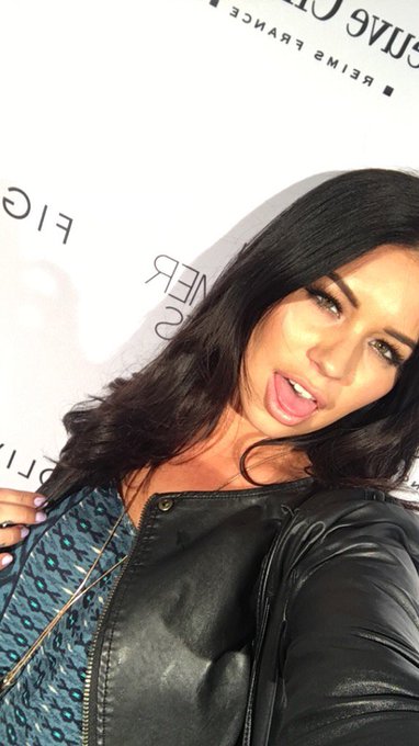 I was a drunk hot mess last night but it was super fun in newport beach!! https://t.co/2FconbWxYJ<a href="/tag/nightnight"class="tags"><span>#nightnight</span></a><a href="/tag/snuggles"class="tags"><span>#snuggles</span></a><a href="/tag/tattootuesday"class="tags"><span>#tattootuesday</span></a><a href="/tag/tinytattoo"class="tags"><span>#tinytattoo</span></a>