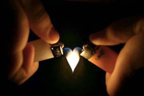 تصبح ع ماتحب واصبح ع جرح
ذي حالتي كأنك تبي شرح للحالة 
بقولك شطر يغني عن الشرح
ماطن في دنيا المحبة عداله