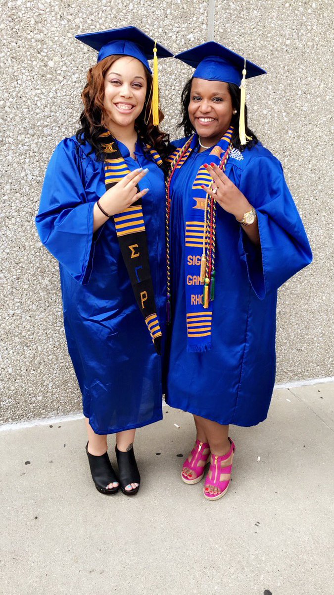 muo_sgrhos's tweet photo. Congratulations to Soror Brown and Soror McKoy! 💙🎓 #UK16 @wavycee45 @_ChazDMcKoy https://t.co/KM2vDFAE3e