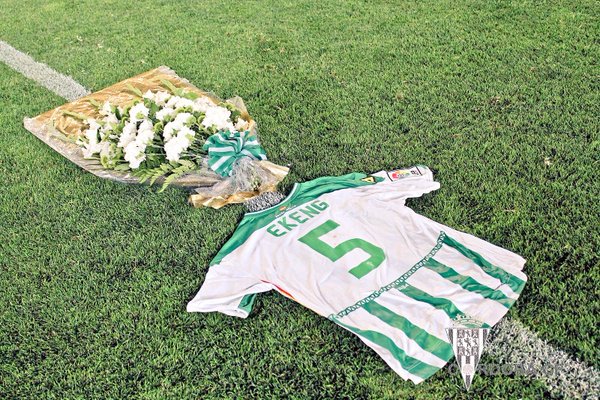 partidazocope's tweet photo. Así descansará hoy El Arcángel. El @cordobacfsad se despide de Ekeng: "Hasta siempre amigo" #PatrickEkeng https://t.co/GpzDbwd9pL