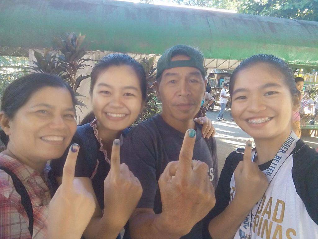 leslielongboen's tweet photo. Just voted! #PiliPinas2016 #UNTVPolwatch2016 https://t.co/dtVuKvLR8H