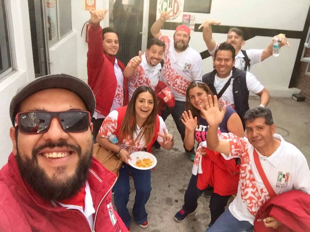 TatsOrtiz's tweet photo. Admiro su pasión y compromiso en cada 1 de los proyectos q realizamos muchas gracias a todos equipo @Deporte_CDEPRI https://t.co/bJ1MO9DyMS