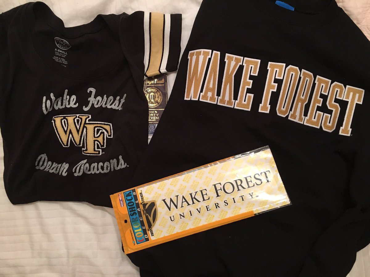 yourtruerose's tweet photo. Wait where am I going to school again? #WFU20 https://t.co/Fvlp6iLEb7