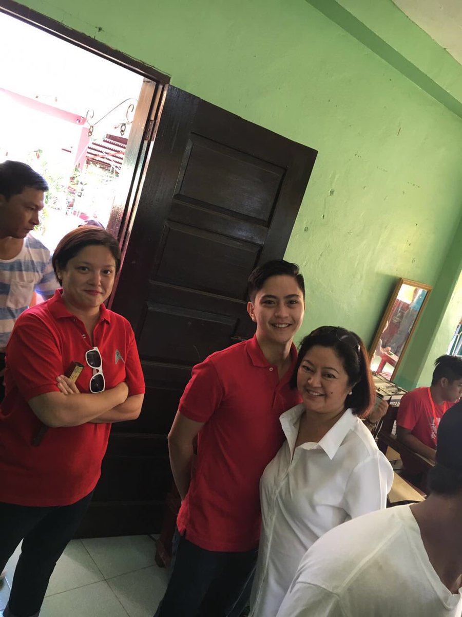 bongbongmarcos's tweet photo. [Team BBM] Maagang bumoto si  @sandromarcos7. Bumoto na rin po kayo! https://t.co/4UG2ixTQvc