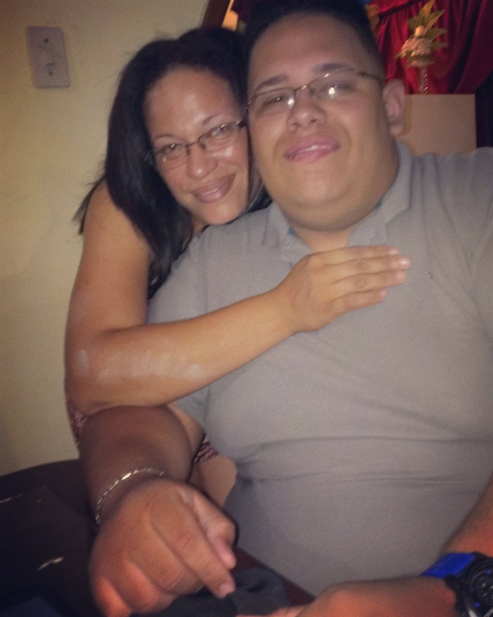 GermRomero's tweet photo. Feliz dia cucha te quiero https://t.co/rrtVS3u4Kx