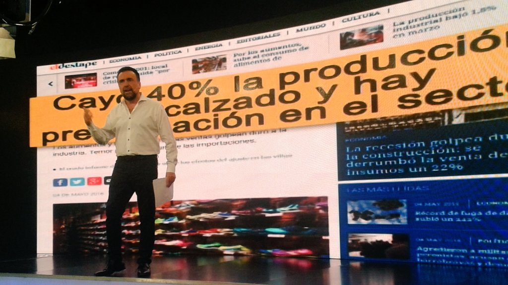 teleargentinaOK's tweet photo. #AHORA en @C5N : Seguí el editorial de @robdnavarro sobre "El fin de la inflación".  #MacriLoHizo. https://t.co/nEd4pD3kc2