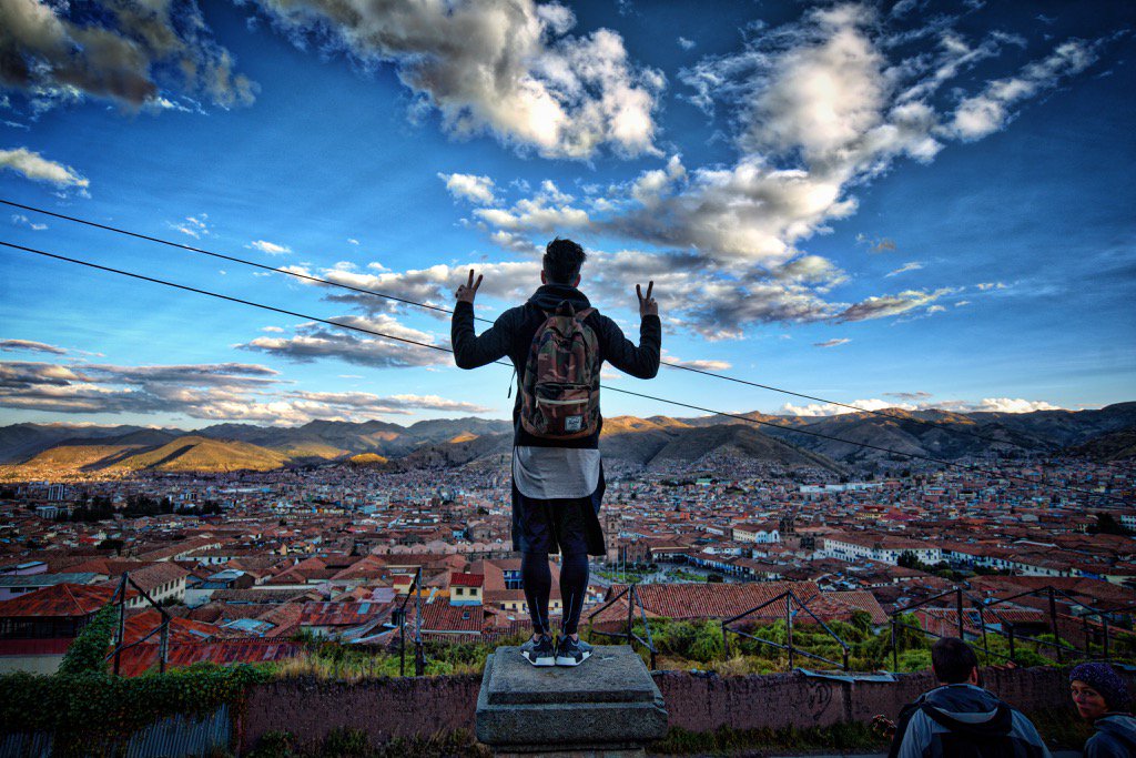 Jessewelle's tweet photo. Nothing can stop me I'm all the way up ✌🏾️✌🏾 https://t.co/Ij8LBT8hJ9