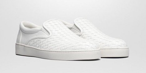 Don't scuff the teak with your stiletto-get this seasons stylish #boatshoe: ow.ly/4mRKOc #bottegavenetta