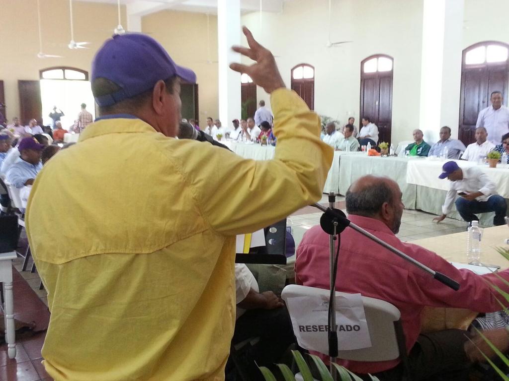 eliuddeleong's tweet photo. @temomontas la region Este es morada con MÁS del 65%. https://t.co/yxrtVBZyyW