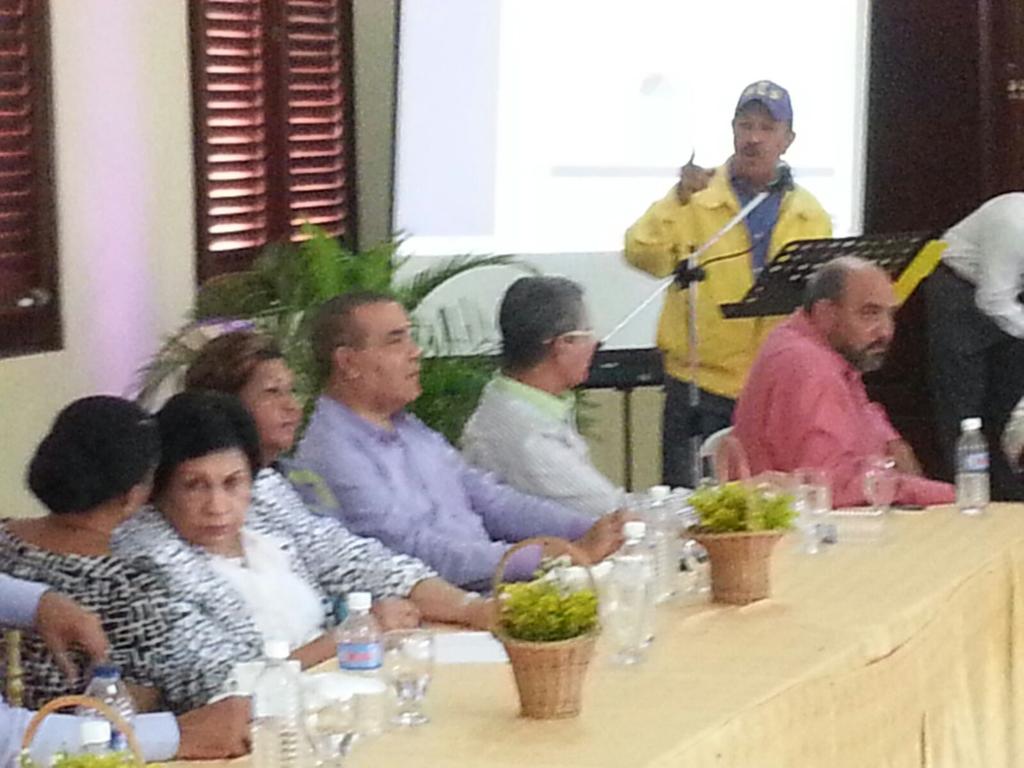 eliuddeleong's tweet photo. @temomontas la region Este es morada con MÁS del 65%. https://t.co/yxrtVBZyyW