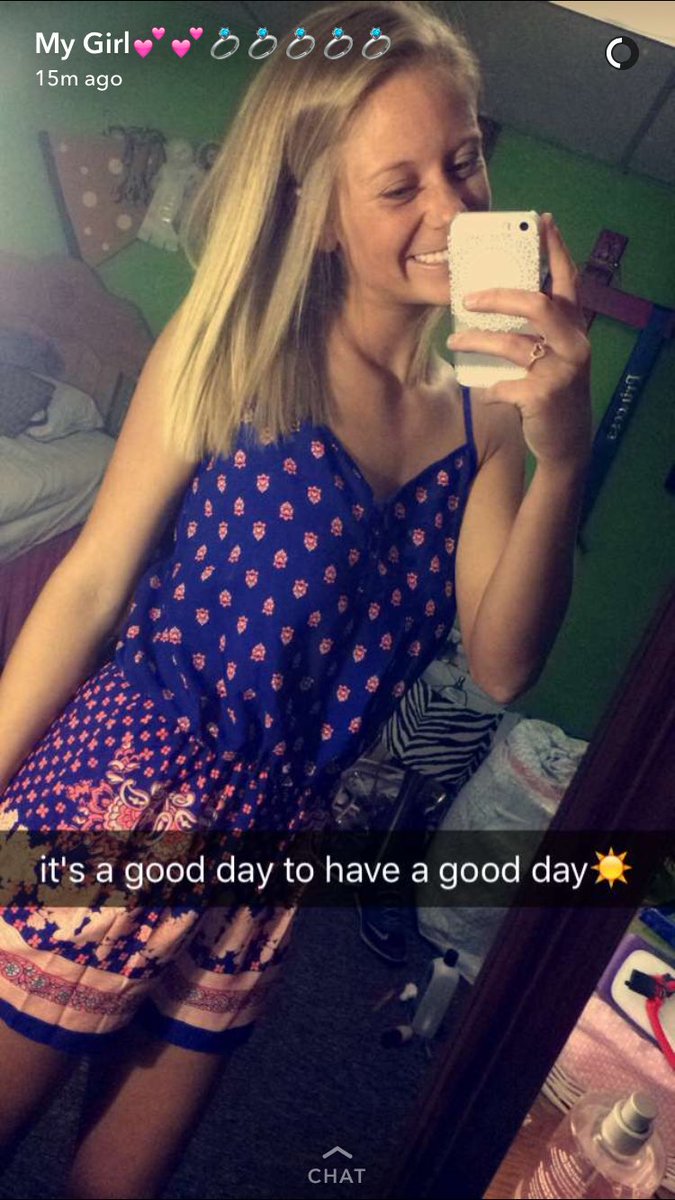Jarrett_Hill's tweet photo. When you have the most beautiful girlfriend>>>😍 https://t.co/rDPWnpru5z