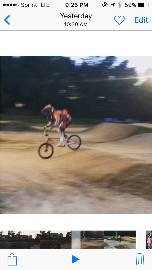 crschmidtyy's tweet image. When you forget how to pump after landing a new line at the track #imashamed