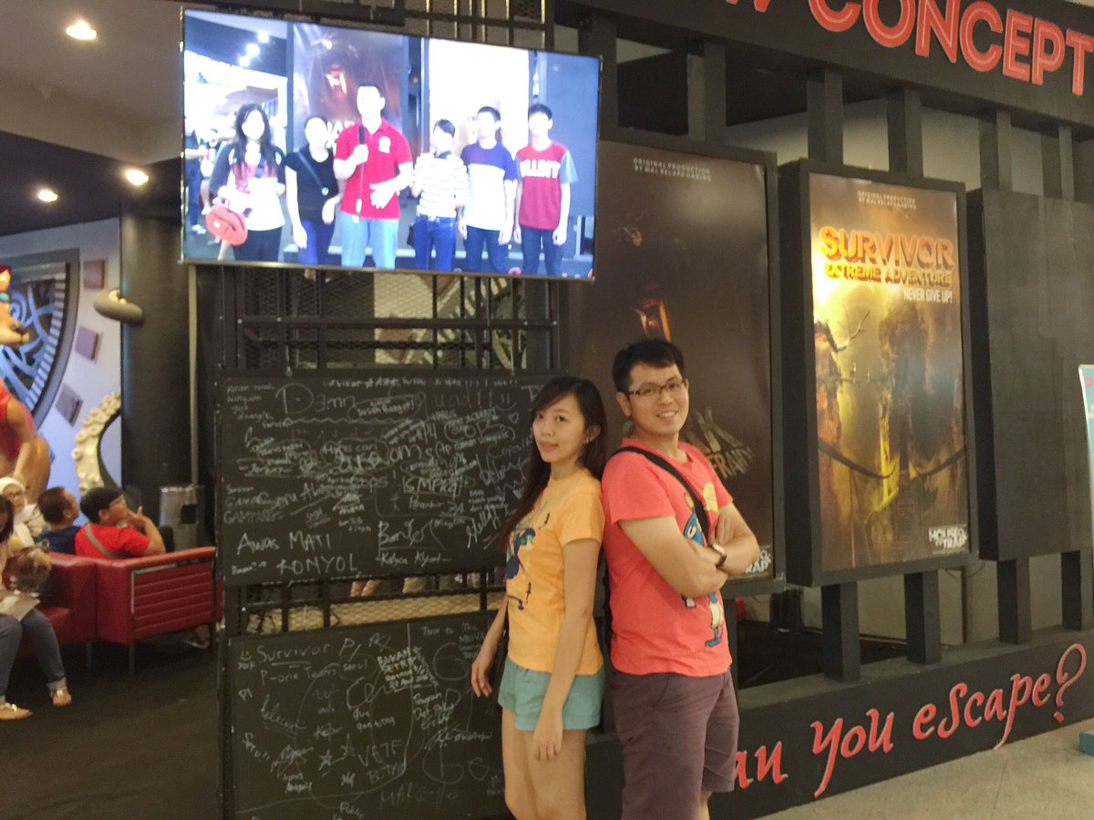 NellyIndawati's tweet photo. we are readyyy! #houseoftrapwefie #houseoftrapmkg @MKGLaPiazza https://t.co/JQy3EylR9p