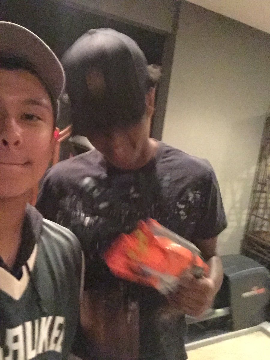 jake_fischbach's tweet photo. @JCMMNLANERF @wontonswarriors I Killed Chris up 1-0 on sudden death @CharlieTourek coming for you buddy 😏 https://t.co/4CcZkQrcym