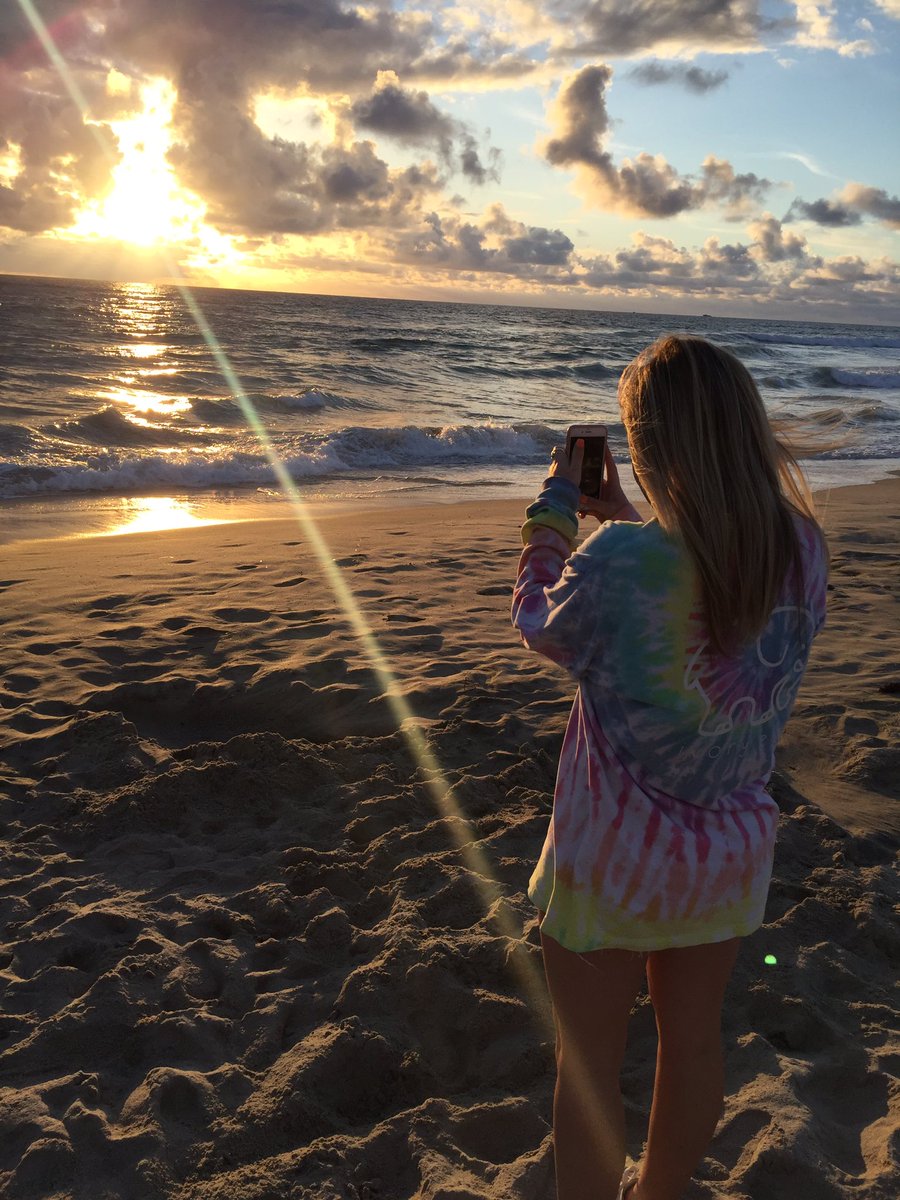 BStout5's tweet photo. She's my favorite/best subject to photograph! https://t.co/XVNpDpRzlb