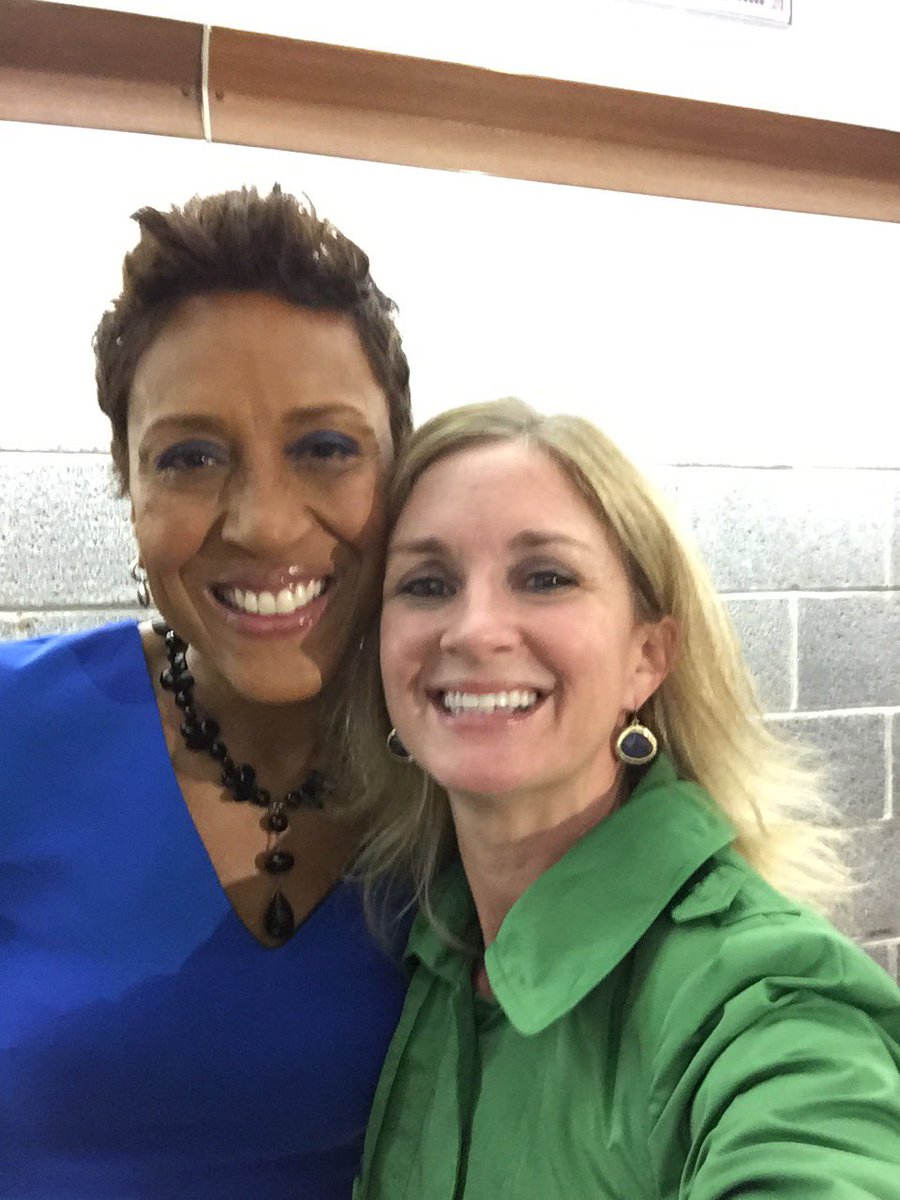 Thank you Robin and SCSU for having a beautiful cancer survivors day event! #robinroberts #YCCC #SCSU