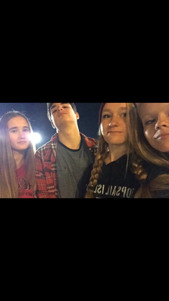 hannahkk_'s tweet photo. HAPPY BIRTHDAY SJ #god #gerarde #rebareba @saraa_jarman https://t.co/rRp2yg88Y6