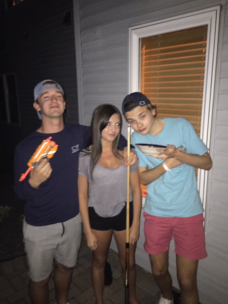 NoParlays's tweet photo. Safari Paige @ERAssassins https://t.co/vuZN9Omt2f