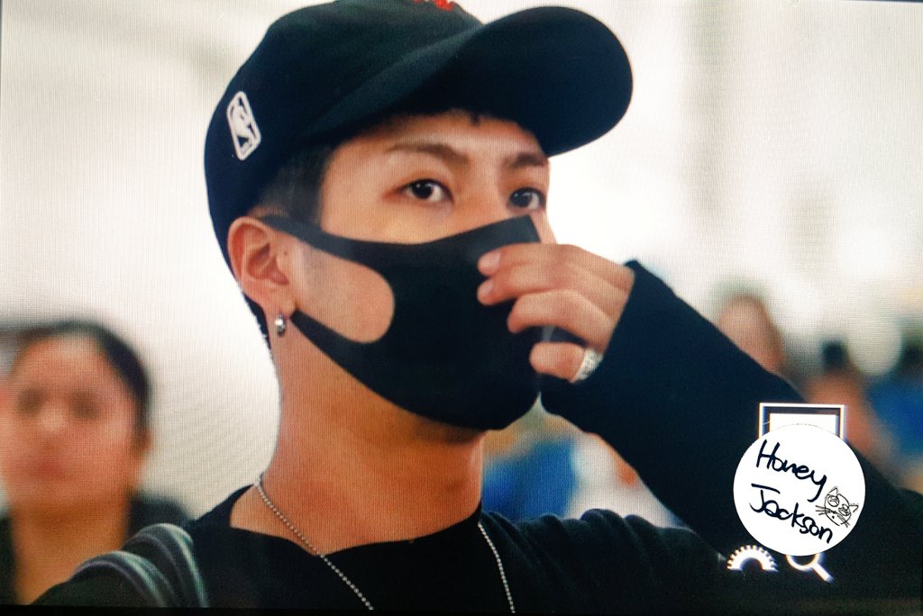 honeyjackson852's tweet photo. 160507 인천공항출국 
까리해~😙😙😙
#잭슨 #JacksonWang  #got7 https://t.co/ItP1ZdH4iR